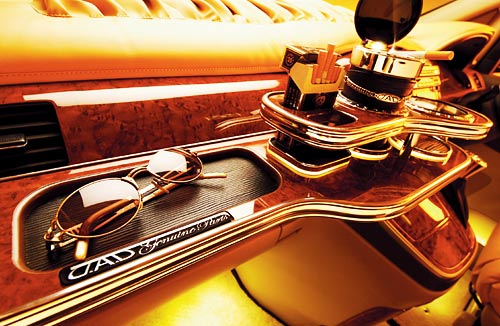 GARSON�EDAD�@�A���t�@�[�h�@�t�����g�e�[�u��