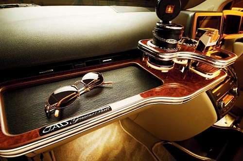 GARSON�EDAD�@�G���O�����h�@�t�����g�e�[�u��