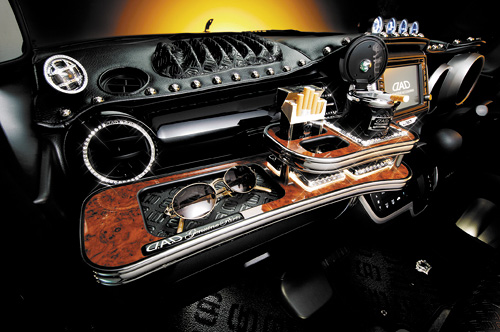 GARSON�EDAD�@N BOX�@�t�����g�e�[�u��