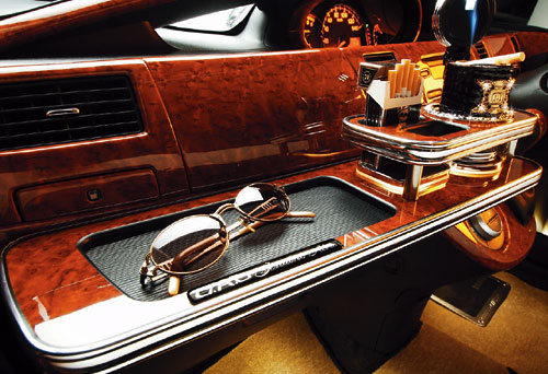 GARSON�EDAD�@���[���@�t�����g�e�[�u��