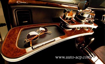 �V�[�}�@�t�����g�e�[�u��