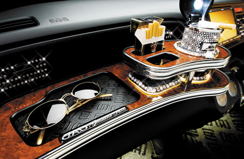 GARSON�EDAD�@���C�t�@�t�����g�e�[�u��