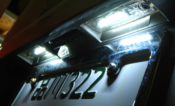 �W���i�b�N�@�n�C�G�[�X�@LED�i���o�[�����v�i���i�C���[�W�j